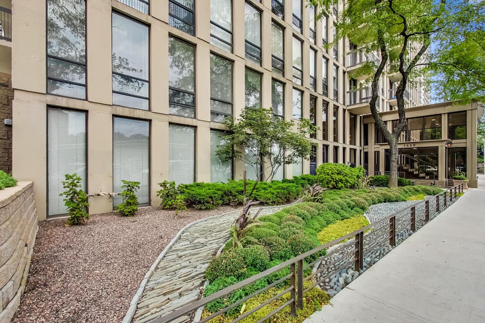1660 N La Salle Drive Unit: 1108