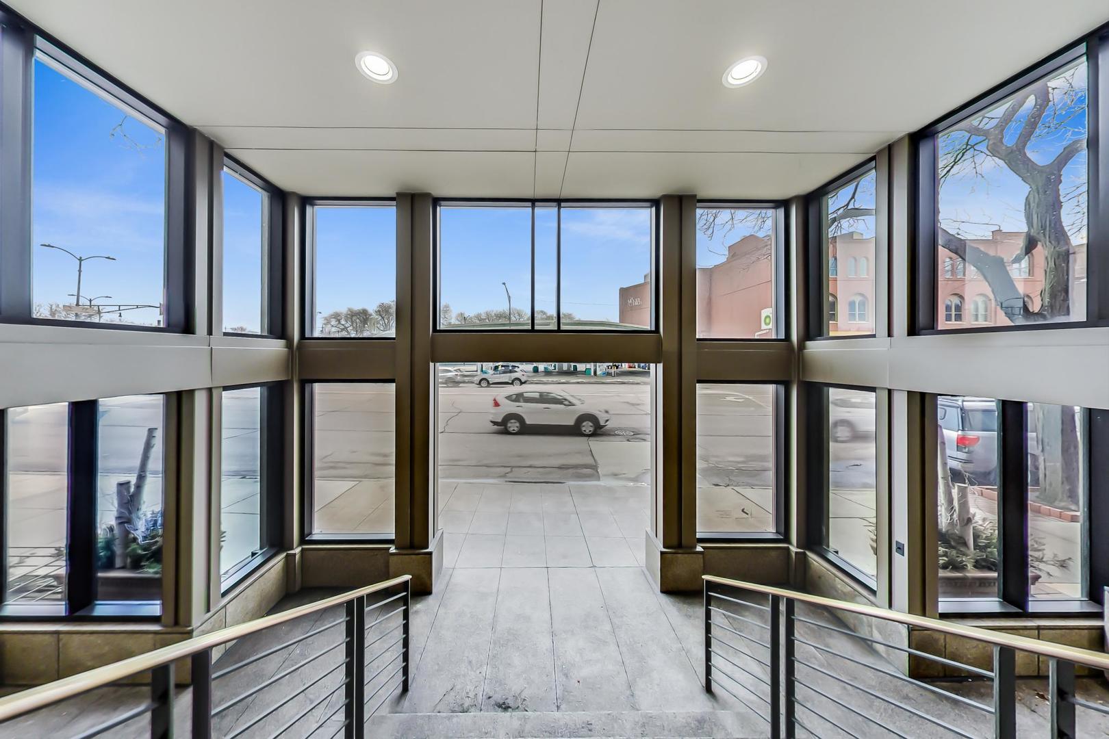 1660 N La Salle Drive Unit: 1108