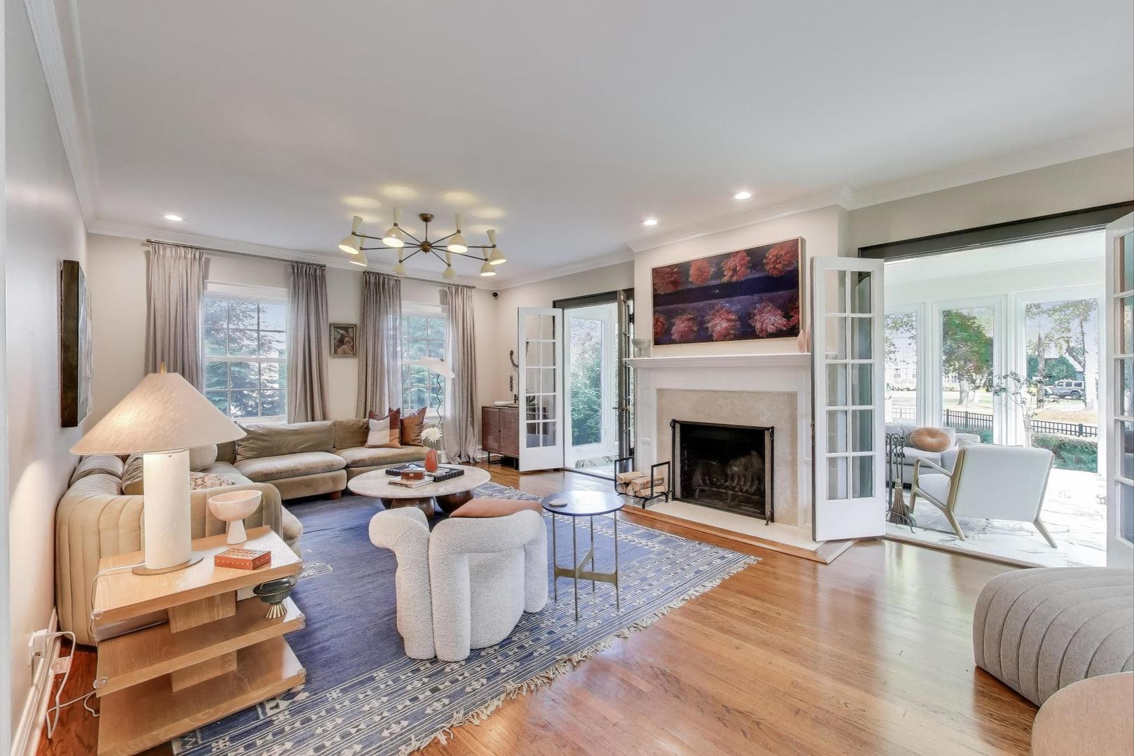 386 Fairview Avenue