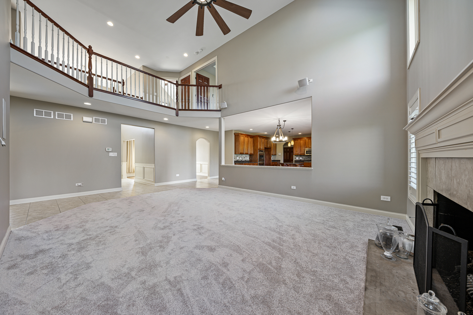 1990 Edgeview Drive