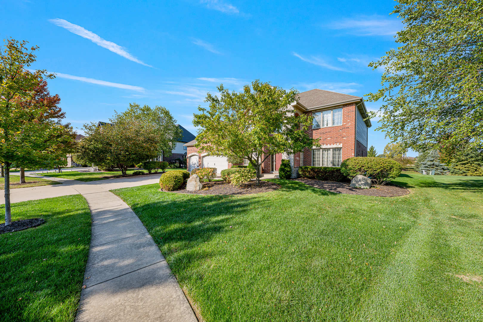 1990 Edgeview Drive