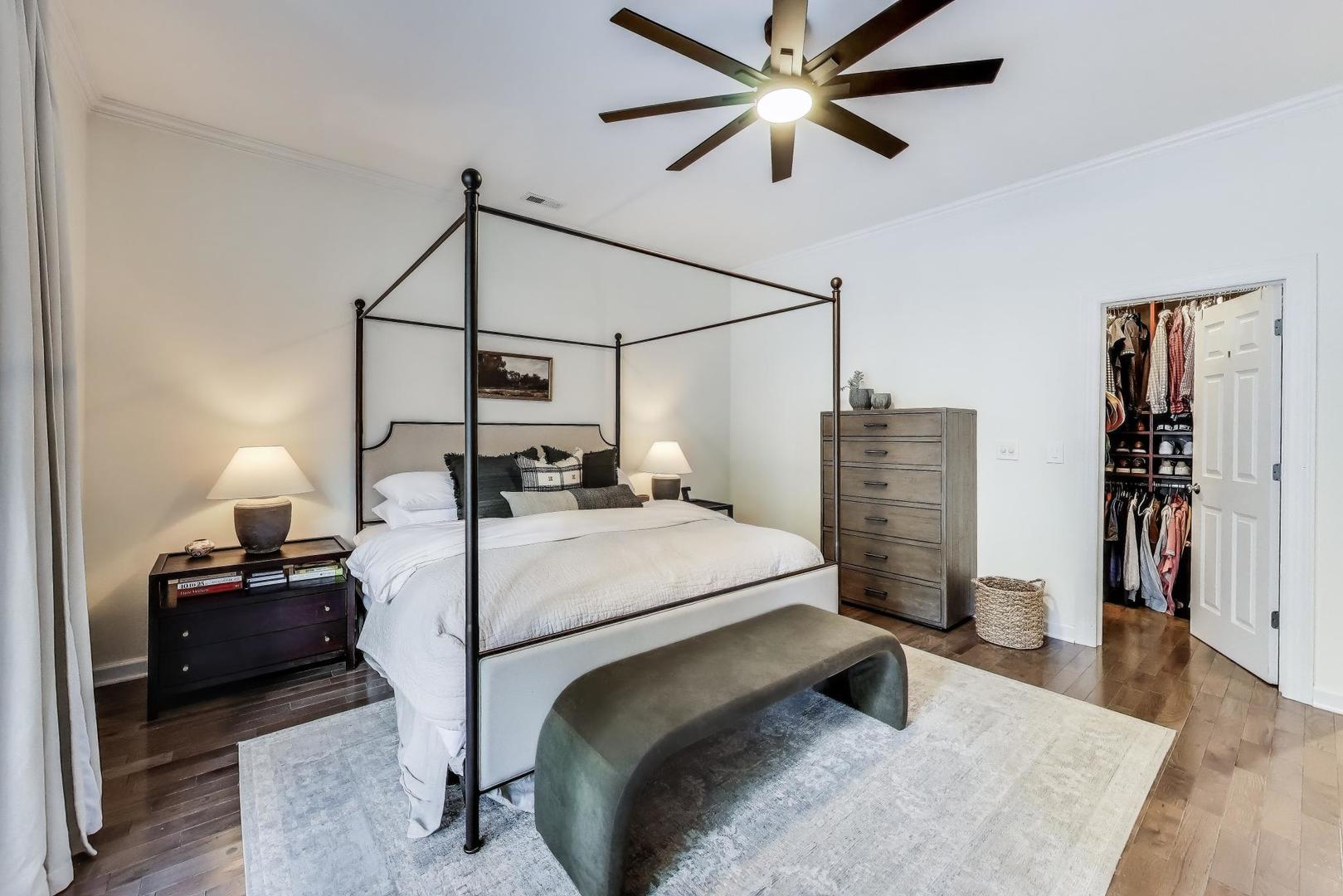 1533 N Cleveland Avenue Unit: 1S