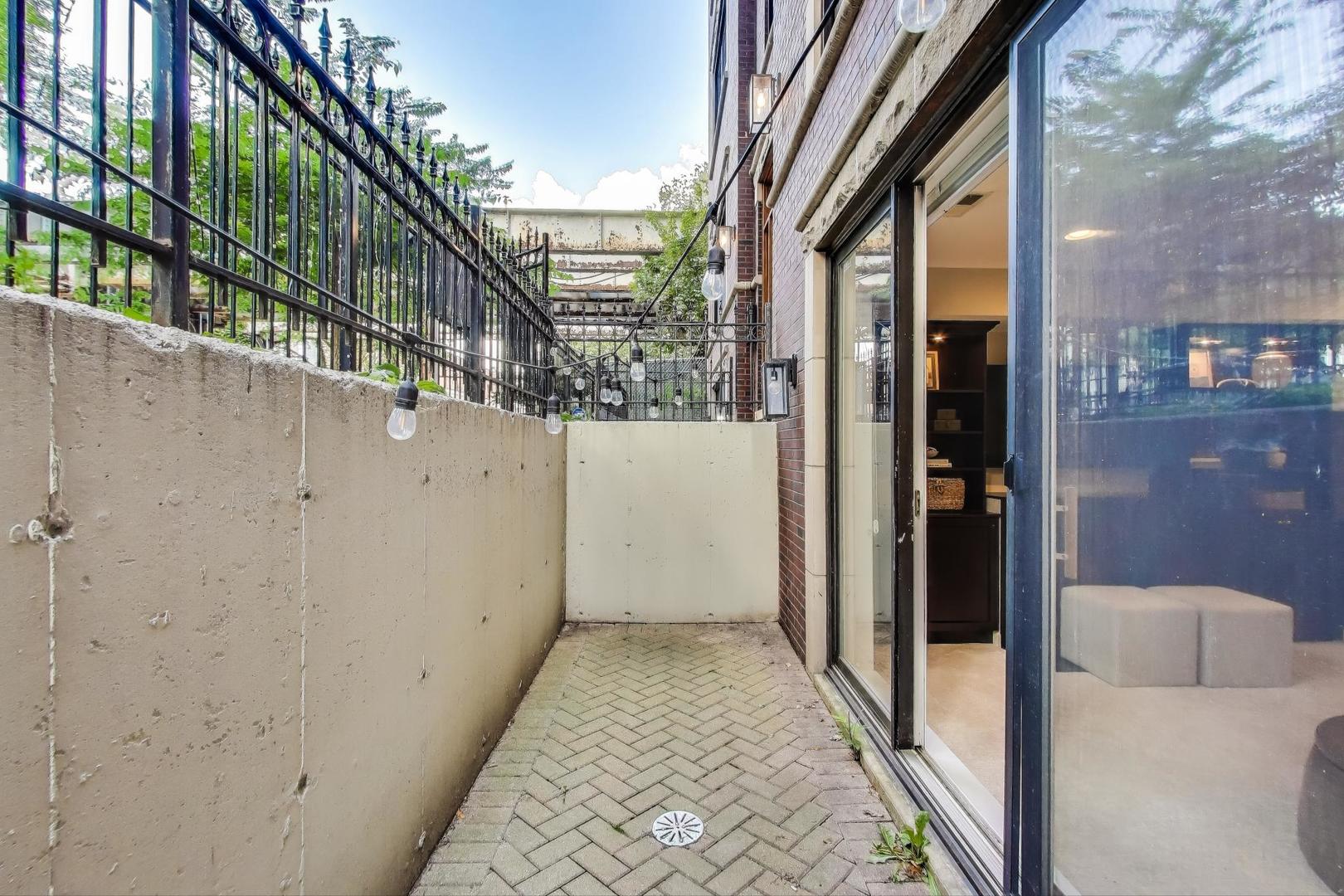 1533 N Cleveland Avenue Unit: 1S