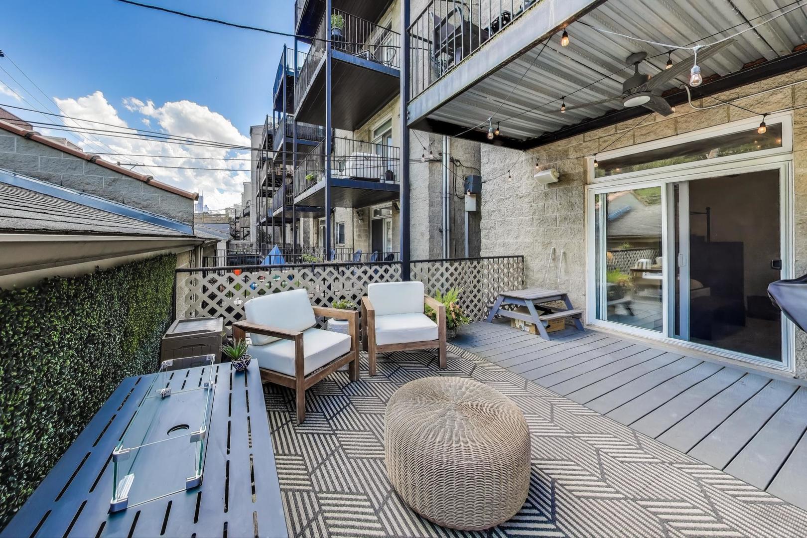 1533 N Cleveland Avenue Unit: 1S