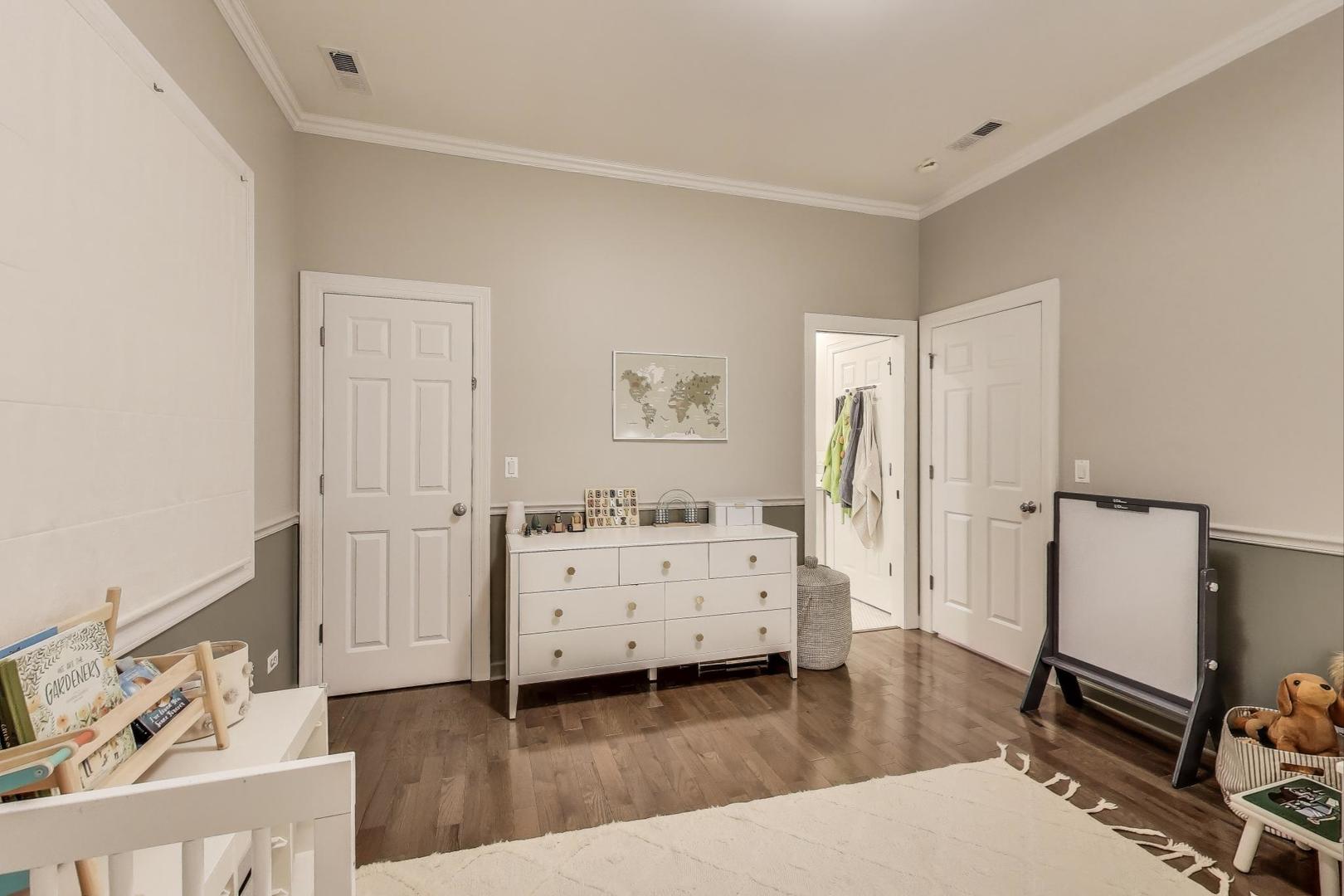 1533 N Cleveland Avenue Unit: 1S