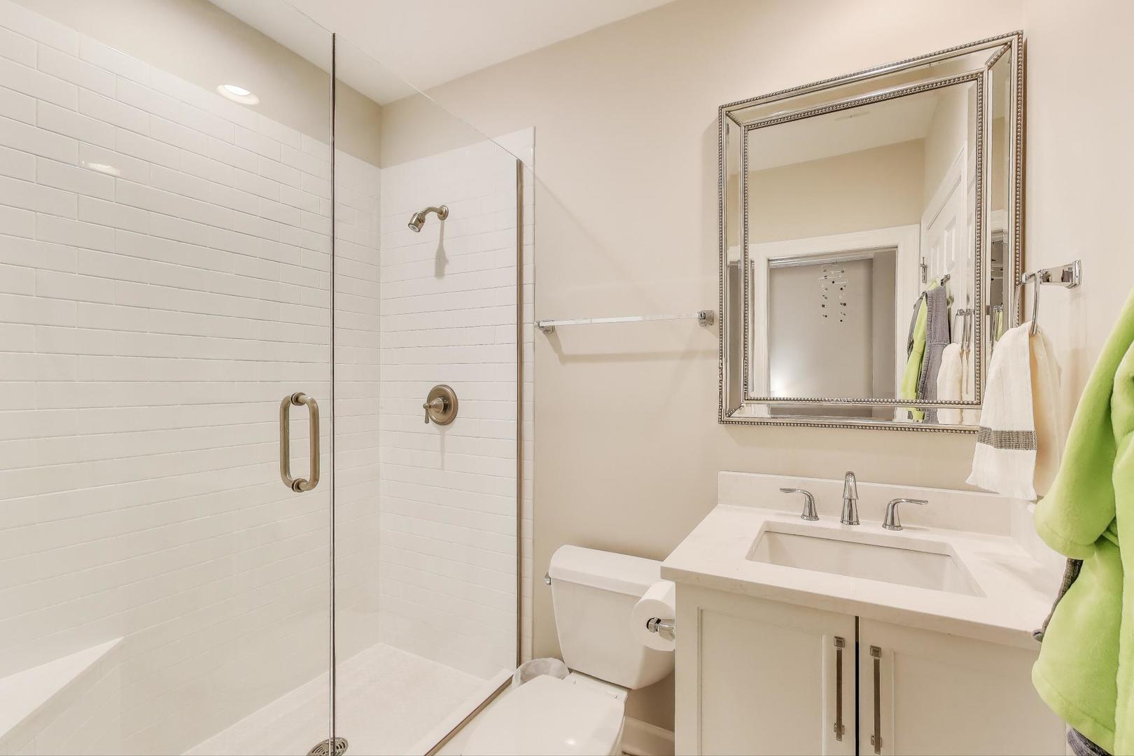 1533 N Cleveland Avenue Unit: 1S