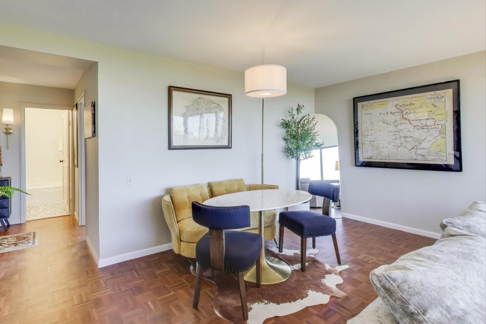 1555 N Dearborn Parkway Unit: 7E
