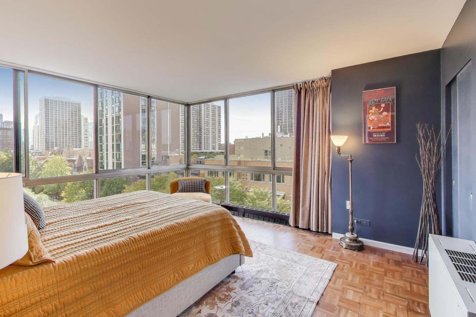 1555 N Dearborn Parkway Unit: 7E