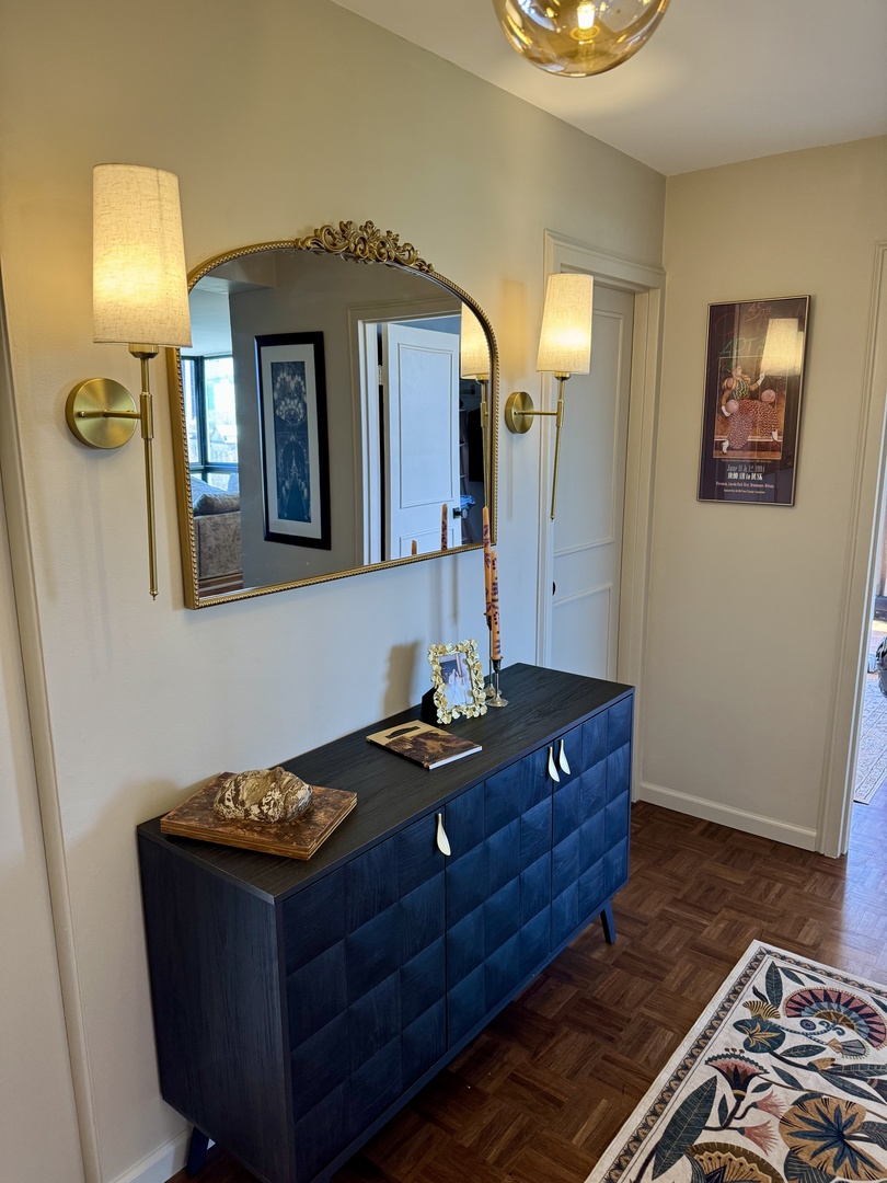 1555 N Dearborn Parkway Unit: 7E
