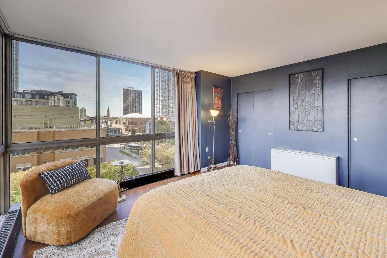 1555 N Dearborn Parkway Unit: 7E