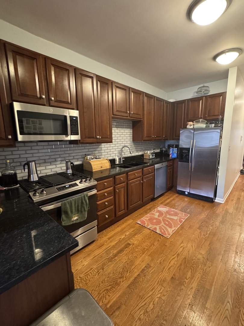 4736 N Magnolia Avenue Unit: 2