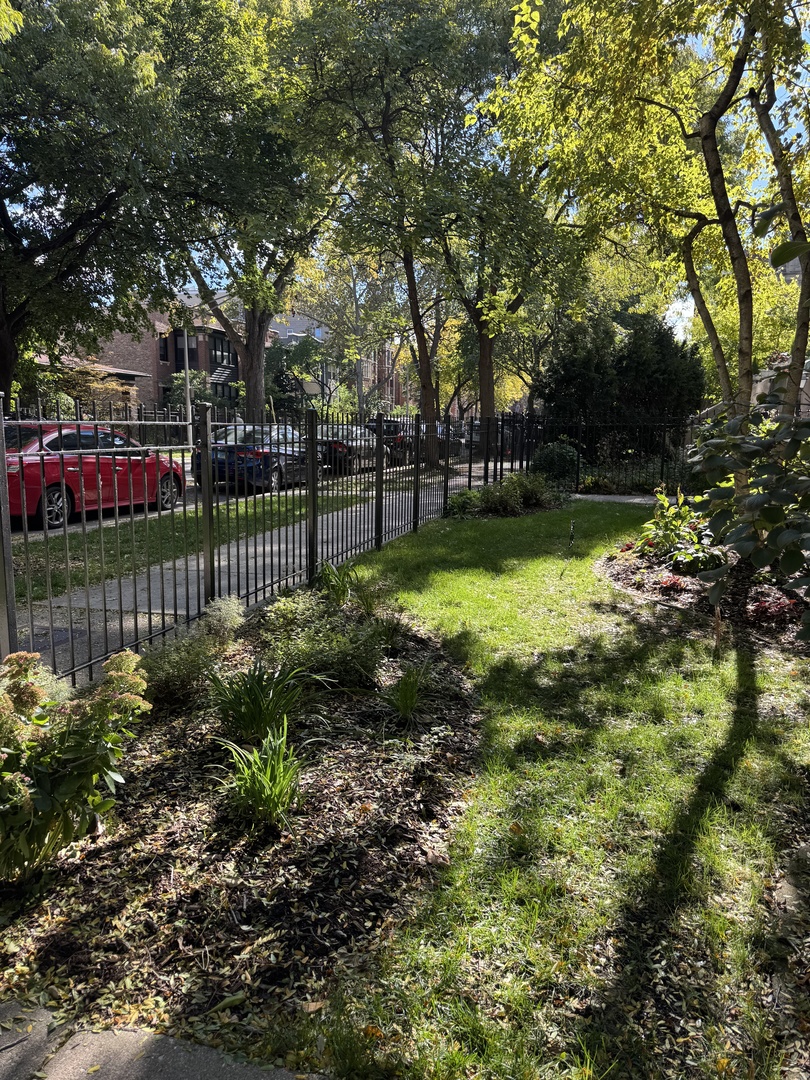 4736 N Magnolia Avenue Unit: 2