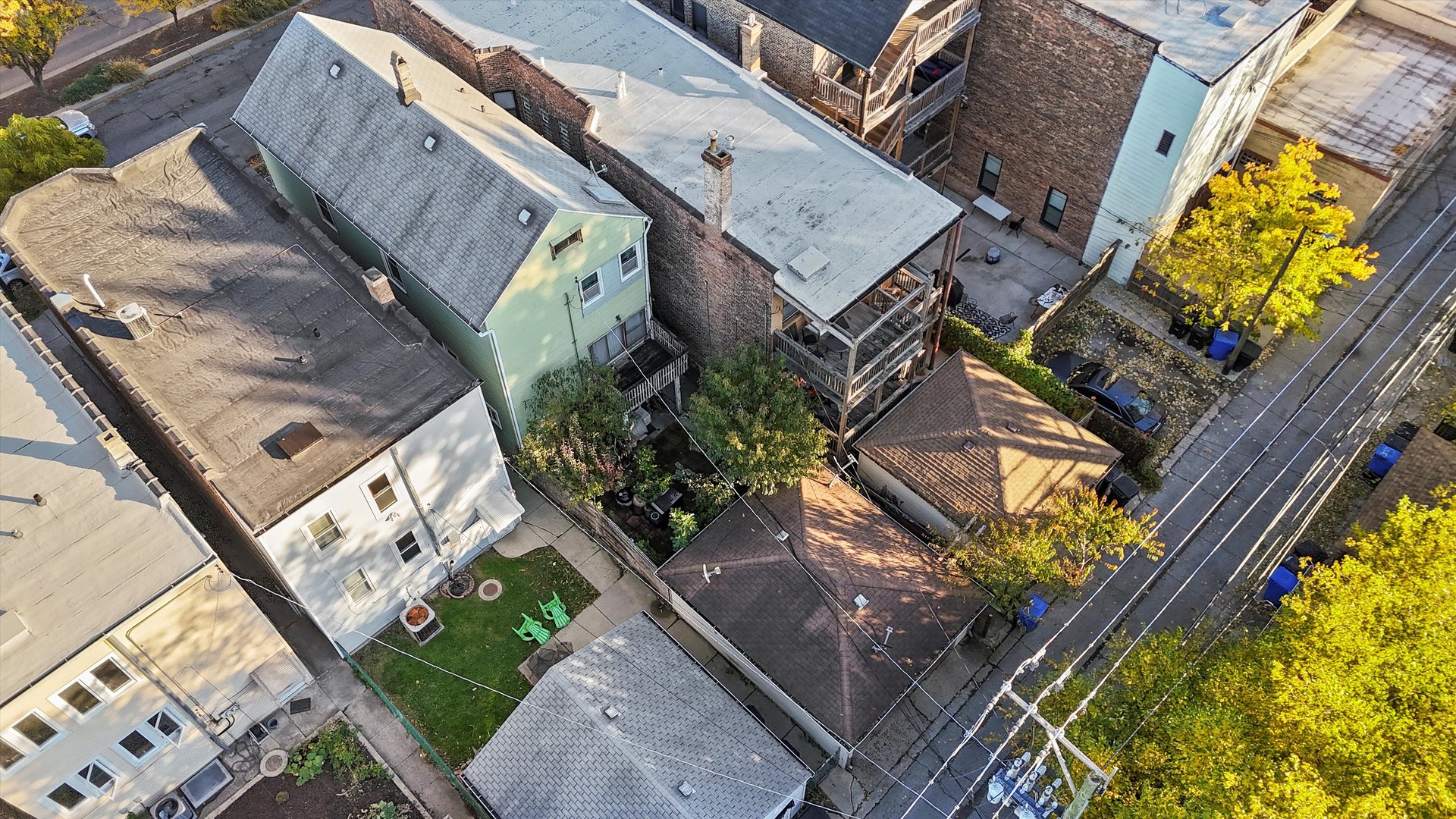 2662 N Ashland Avenue