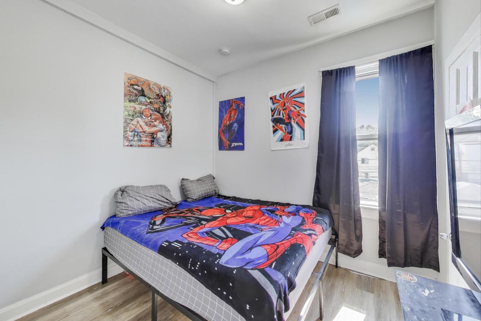 2633 W 23rd Place