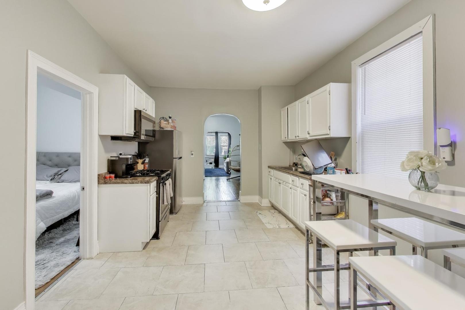 2633 W 23rd Place