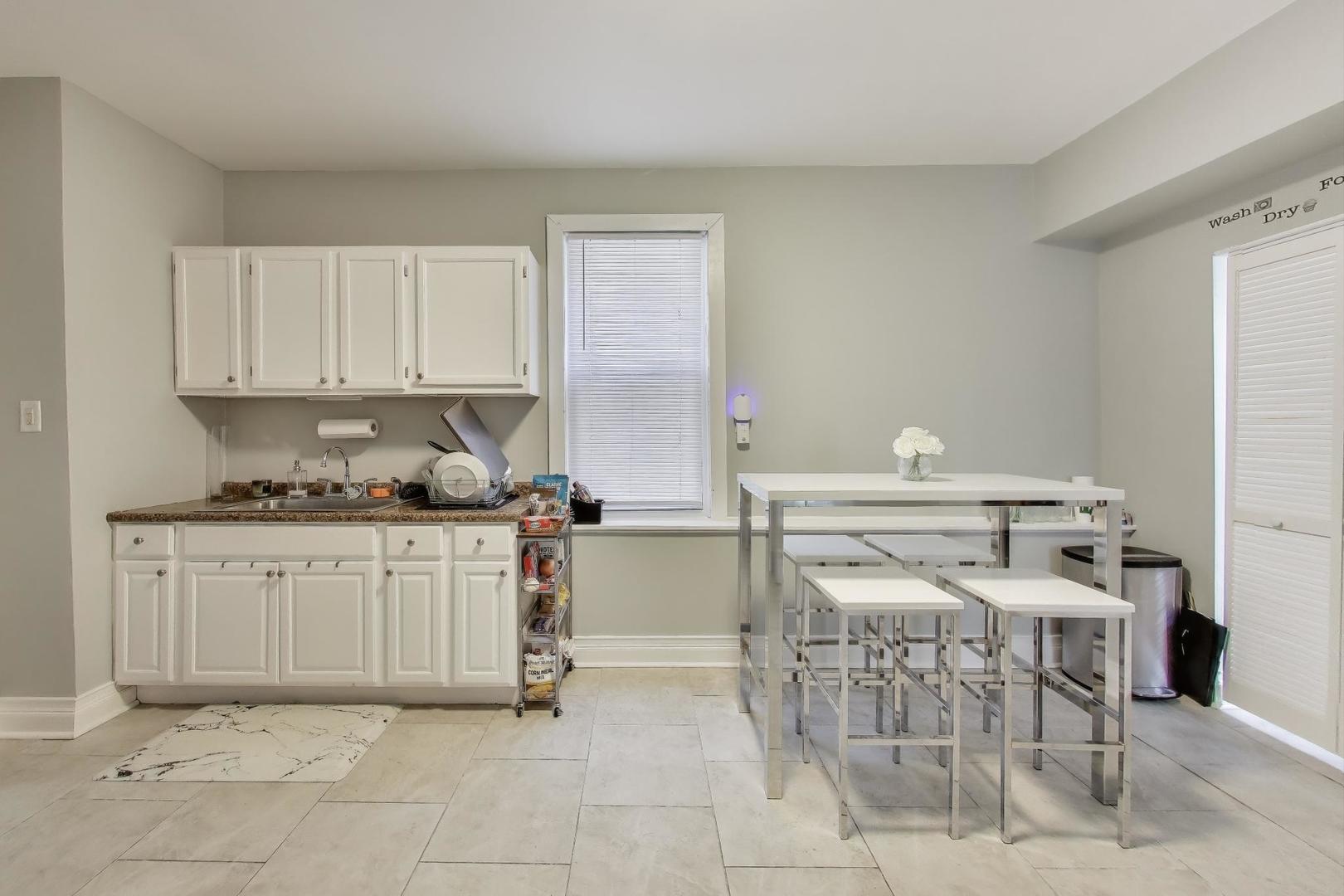 2633 W 23rd Place