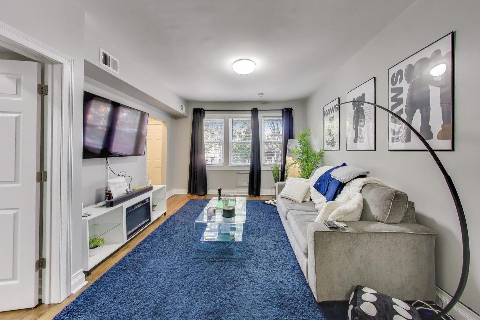 2633 W 23rd Place