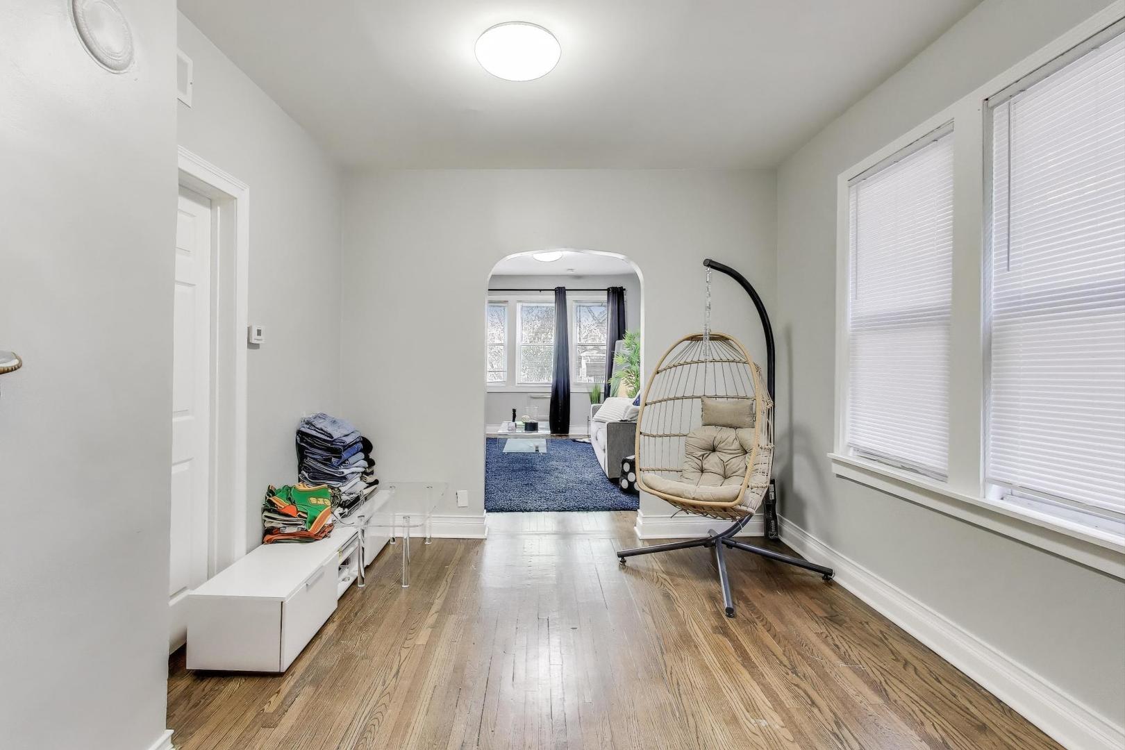 2633 W 23rd Place