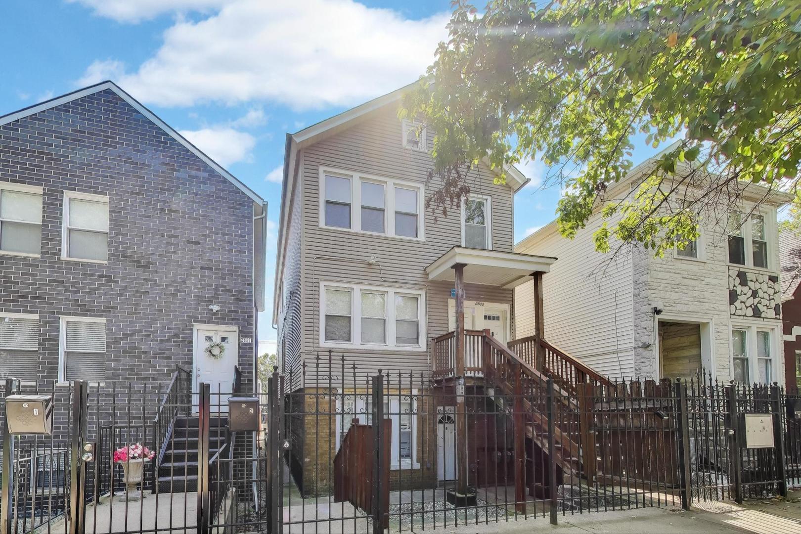 2633 W 23rd Place