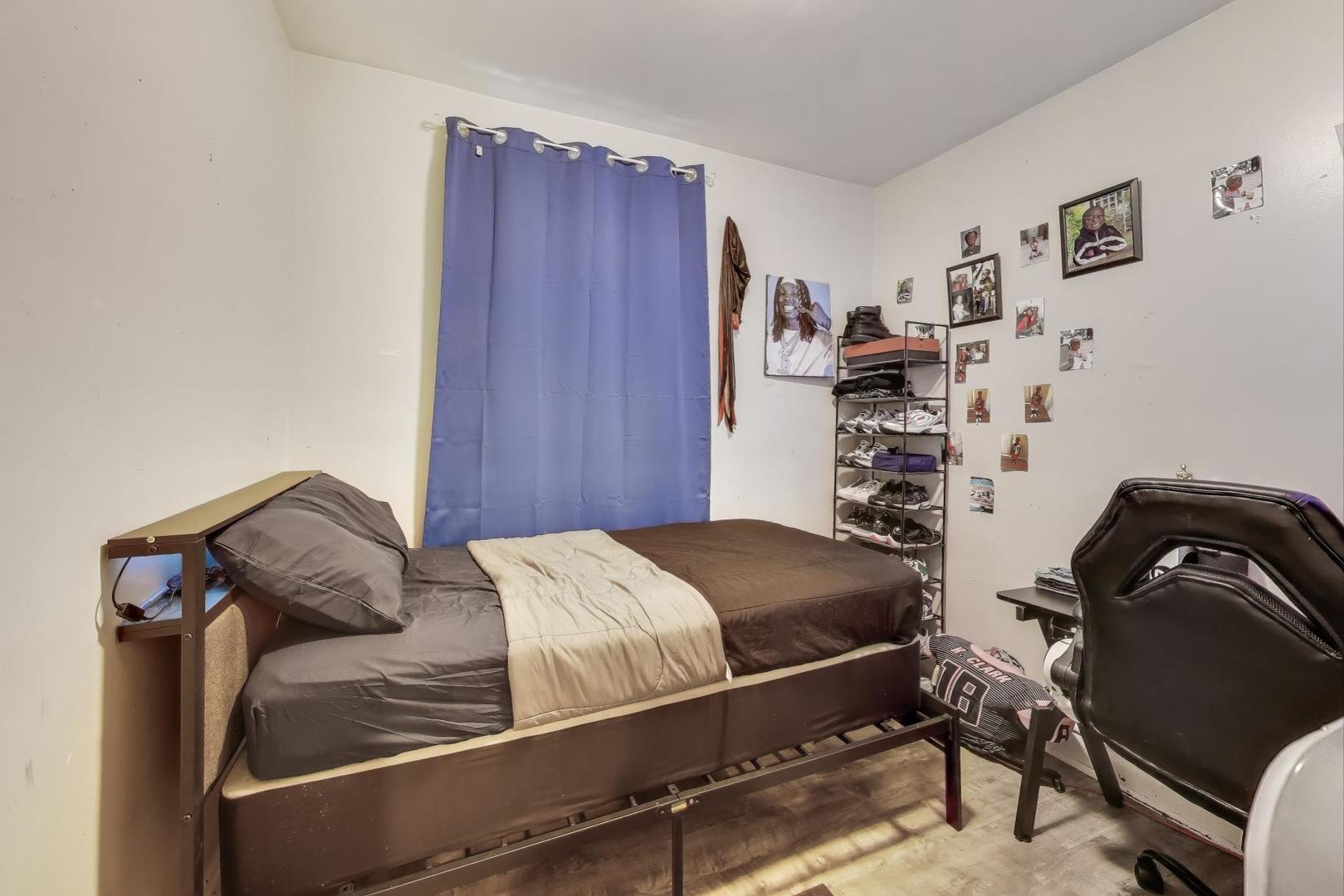 2633 W 23rd Place