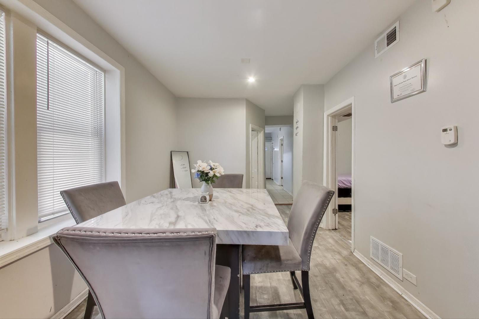 2633 W 23rd Place
