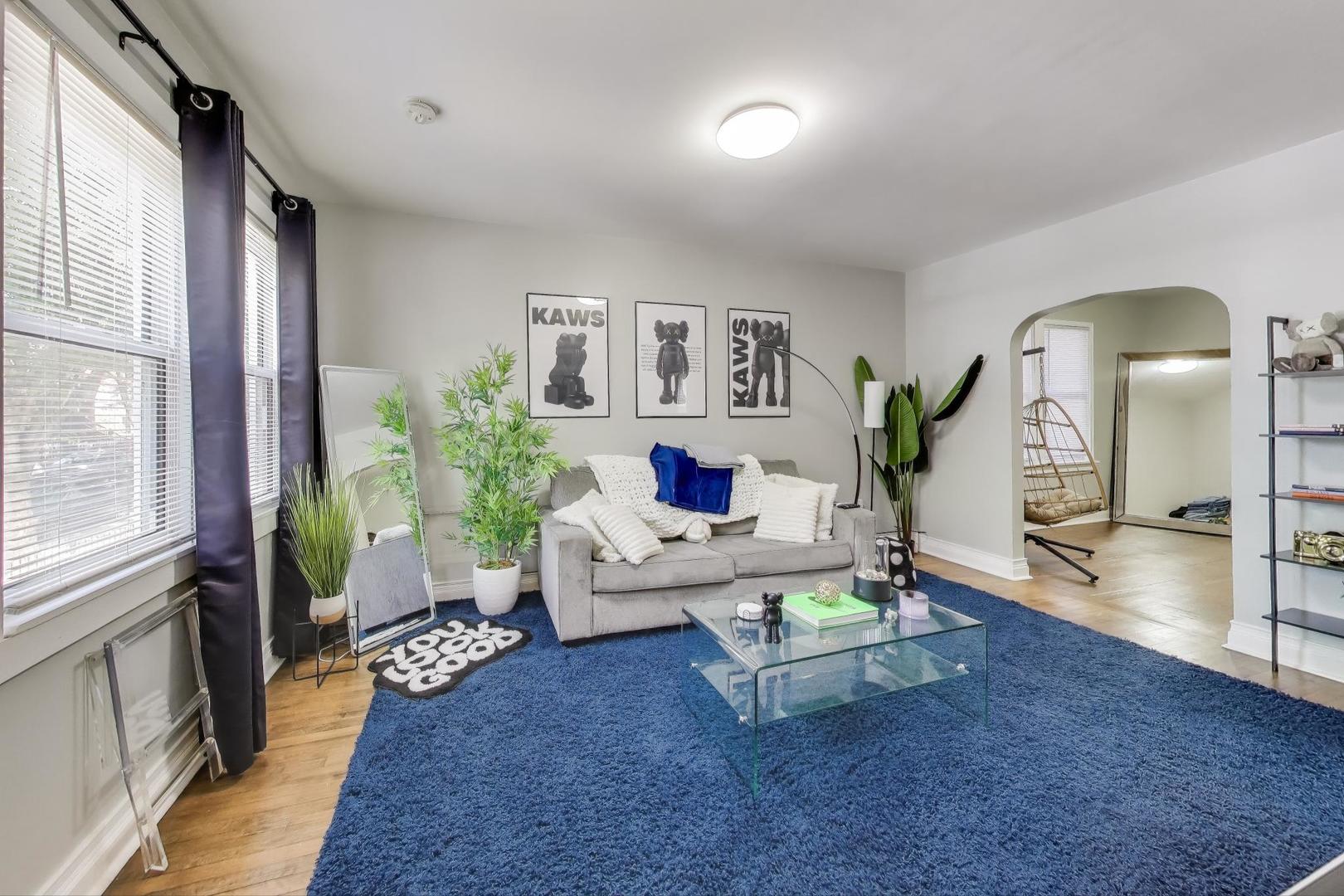 2633 W 23rd Place
