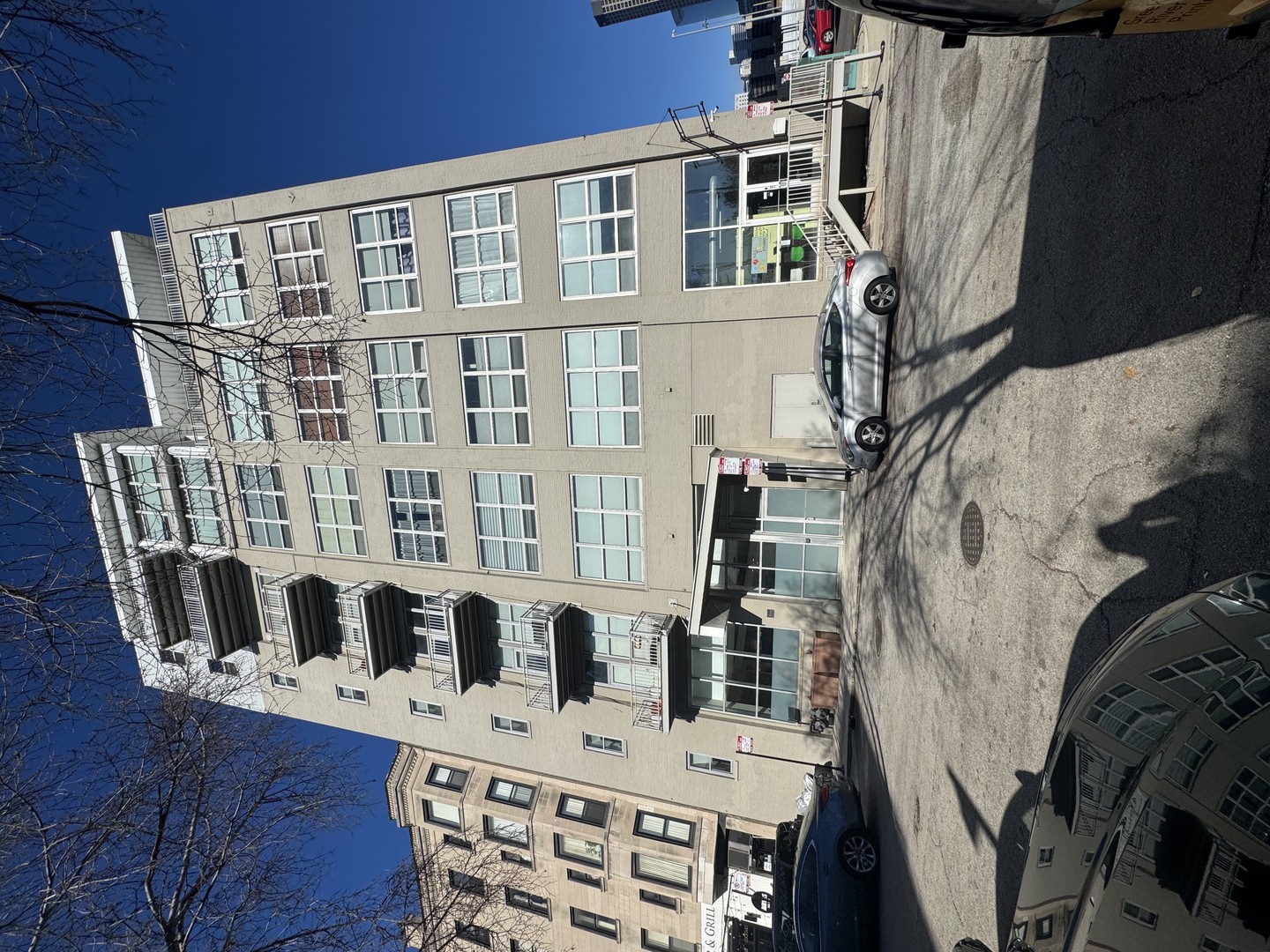 770 W Gladys Avenue Unit: 305