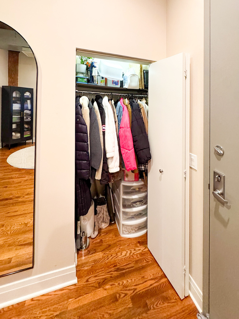 770 W Gladys Avenue Unit: 305