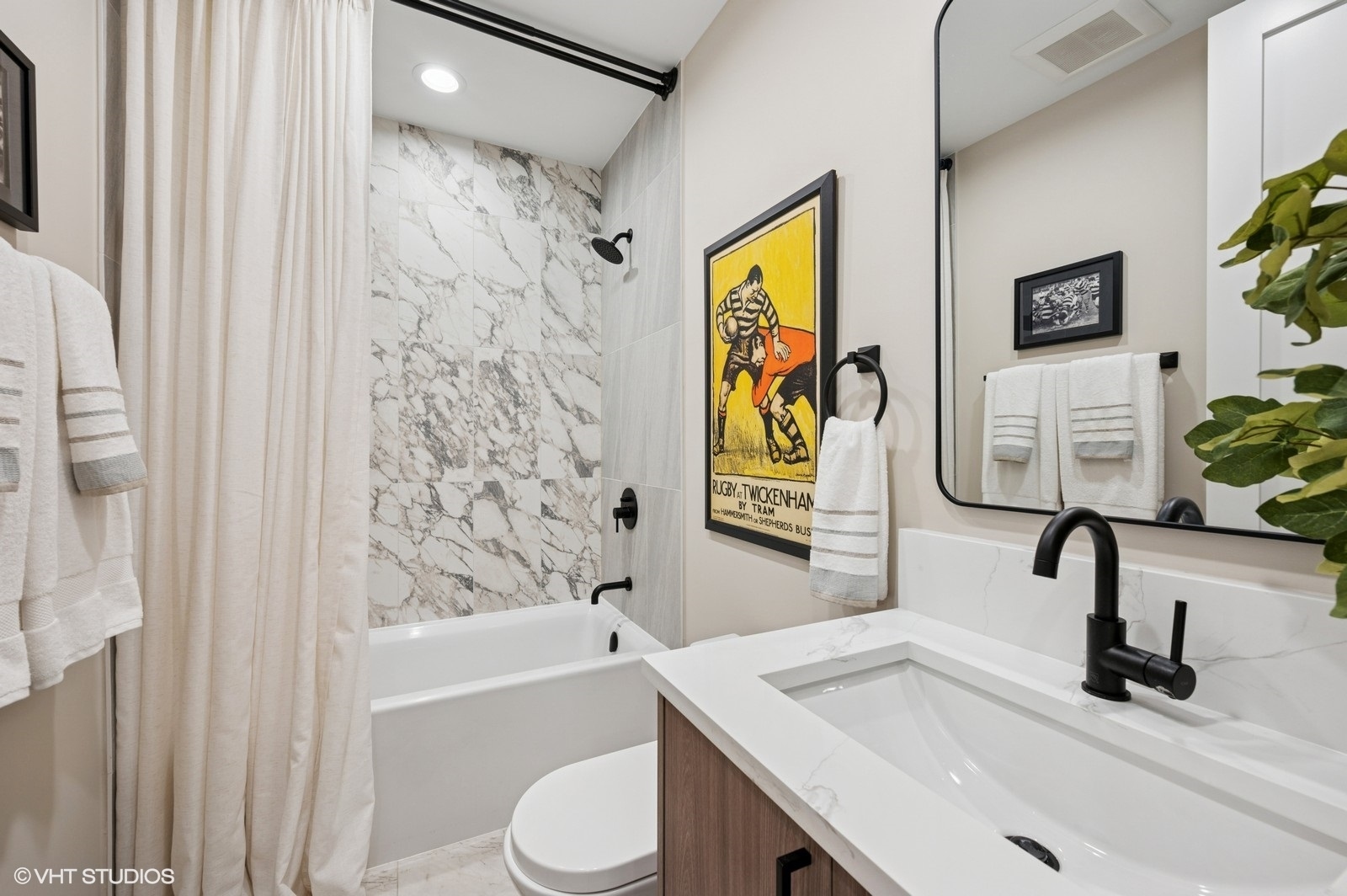 4932 N Kenmore Avenue Unit: 2N