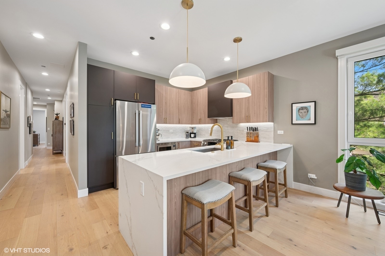 4932 N Kenmore Avenue Unit: 2N