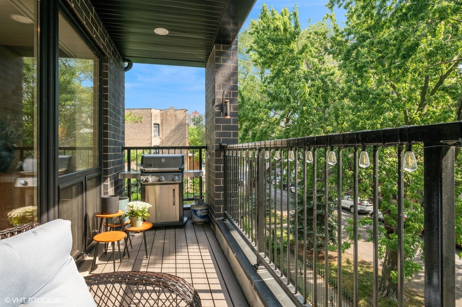 4932 N Kenmore Avenue Unit: 2N