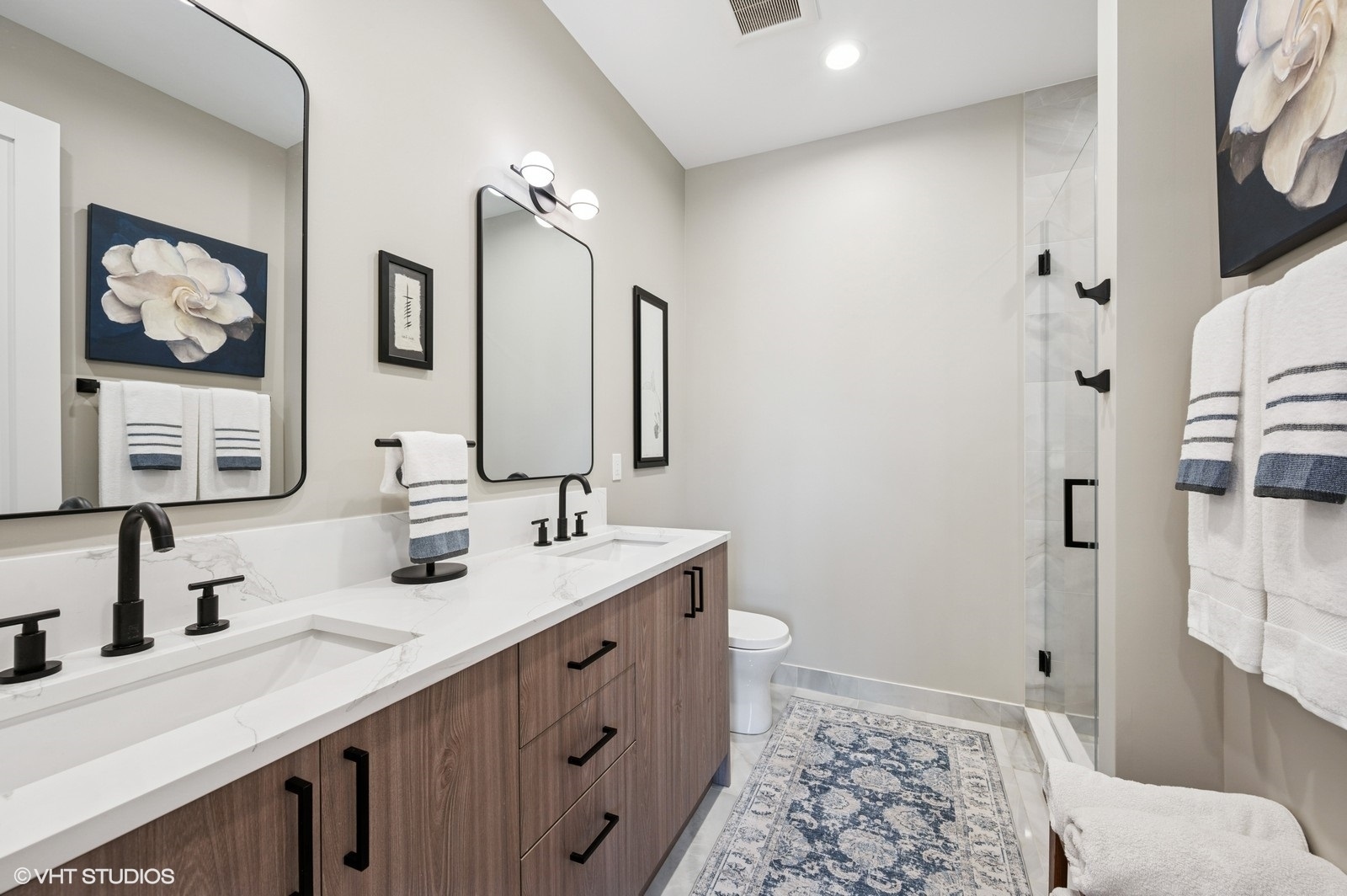 4932 N Kenmore Avenue Unit: 2N