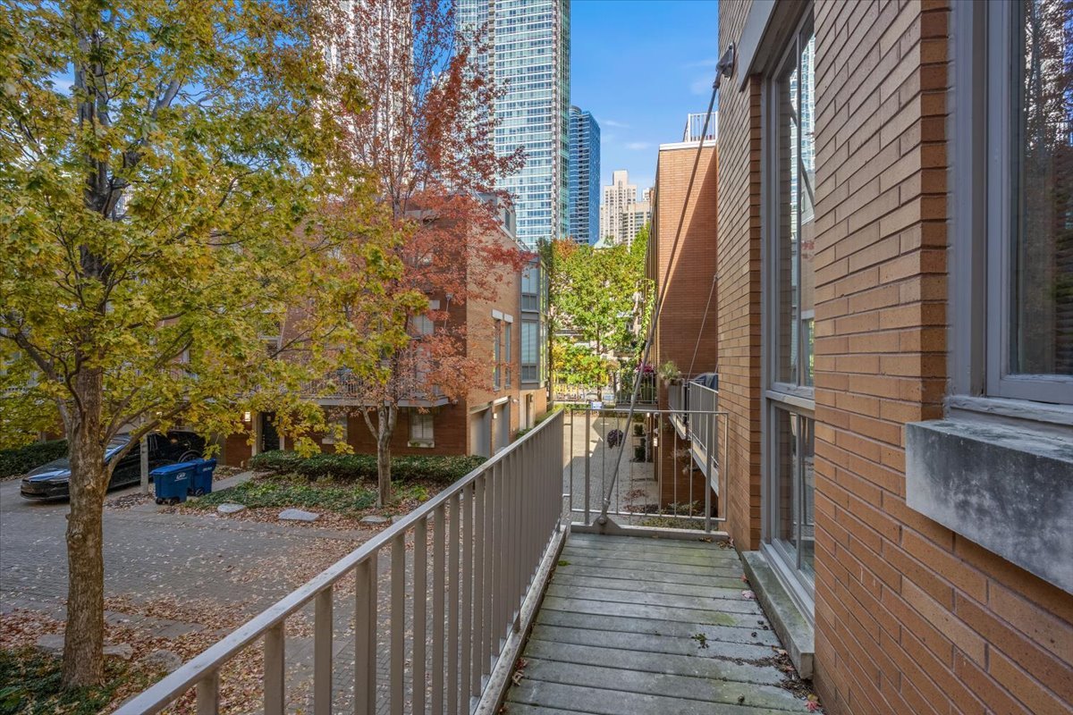 424 E North Water Street Unit: C