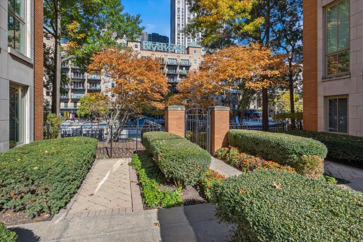 424 E North Water Street Unit: C
