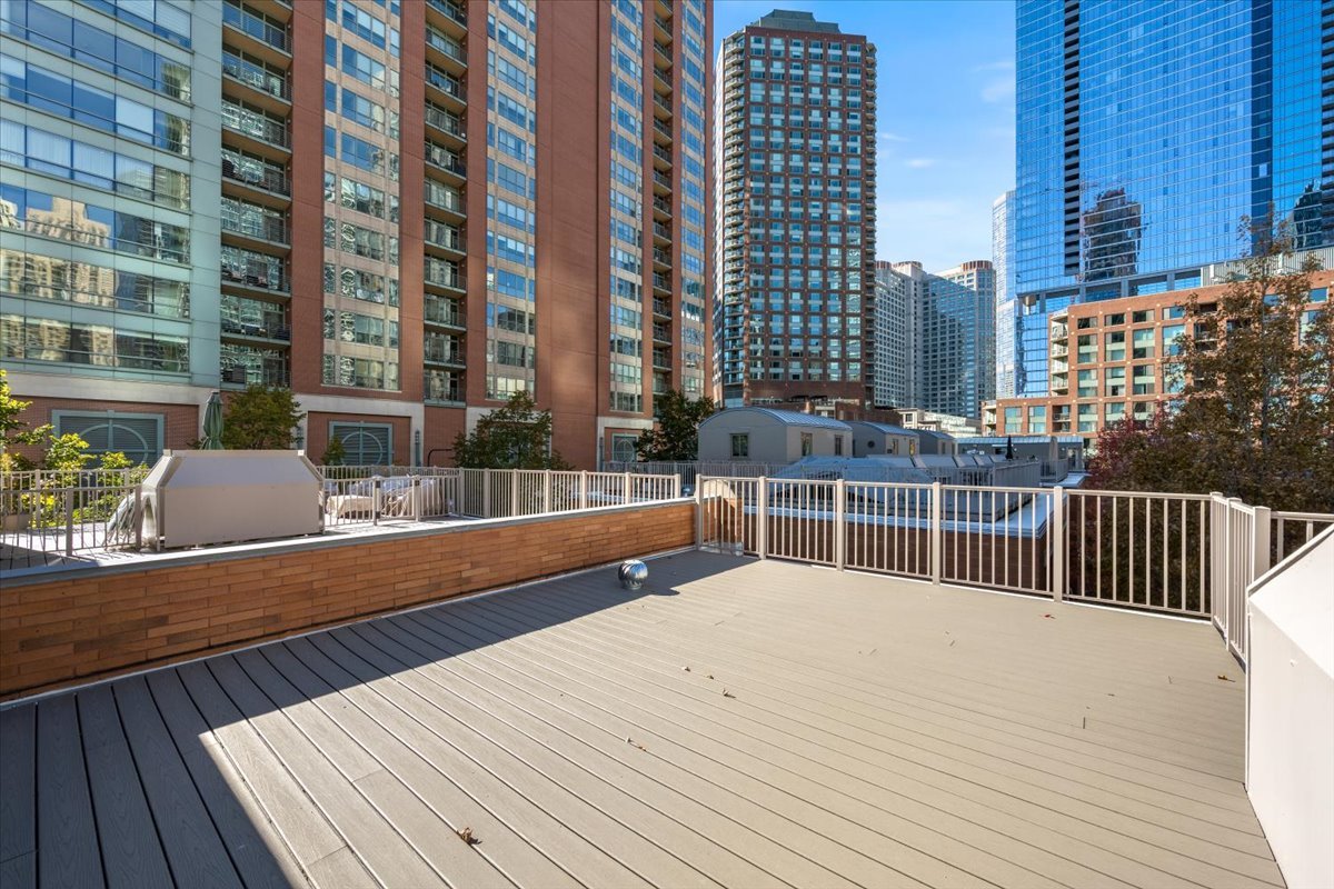 424 E North Water Street Unit: C