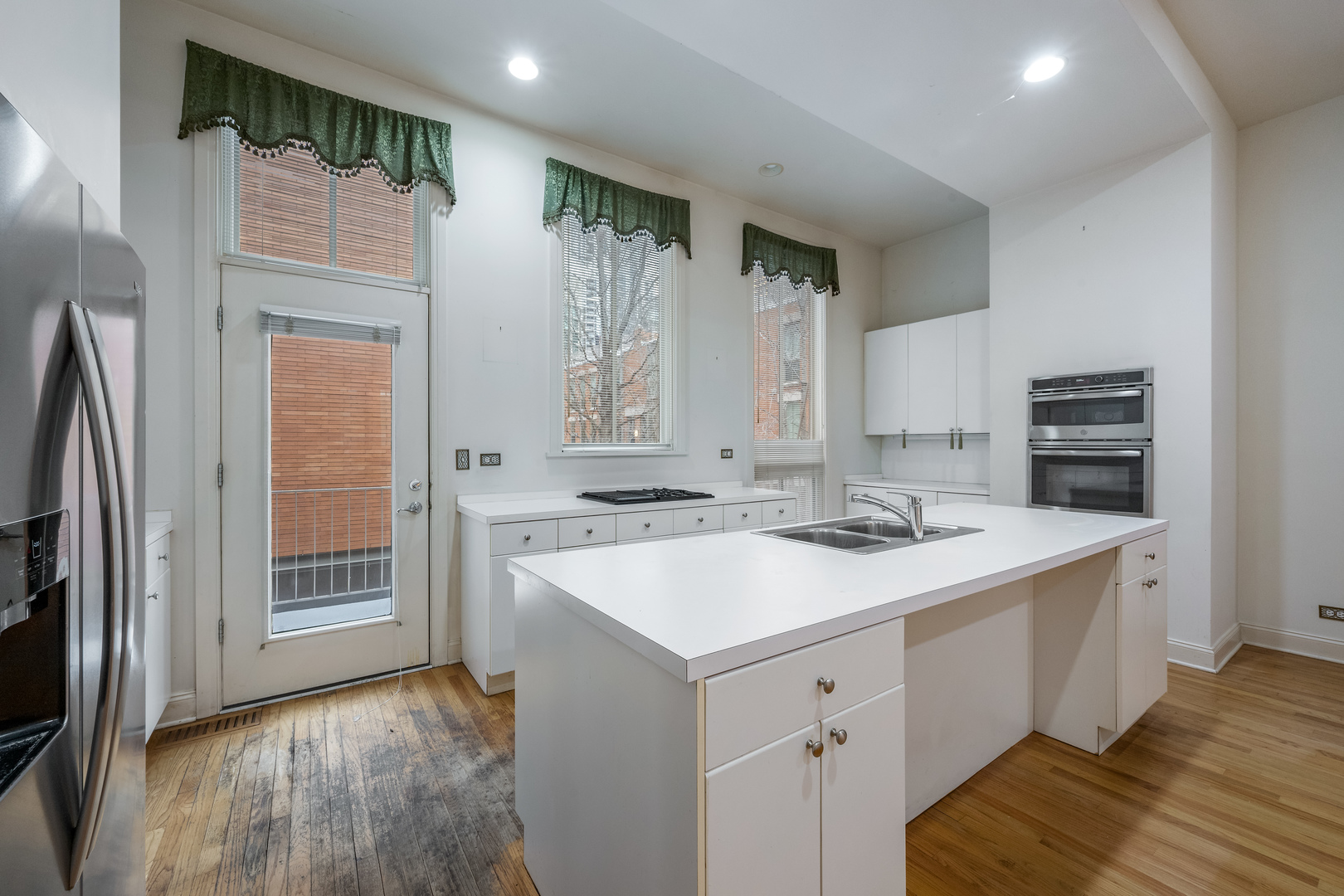 424 E North Water Street Unit: C