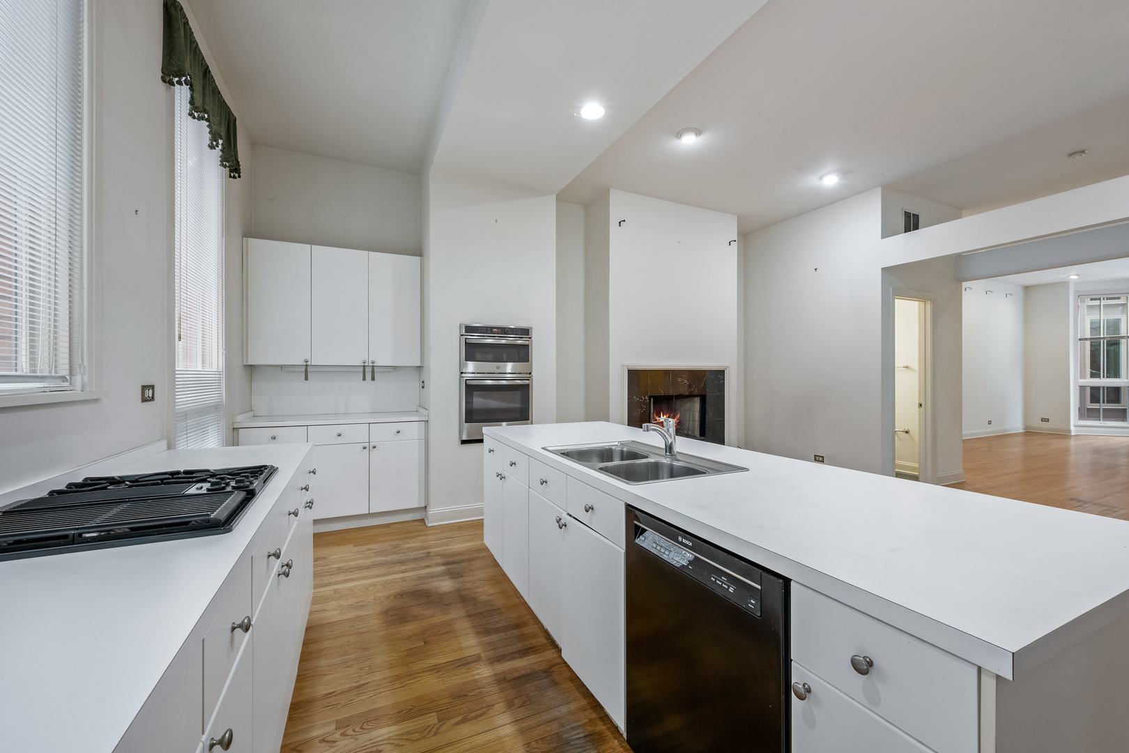 424 E North Water Street Unit: C