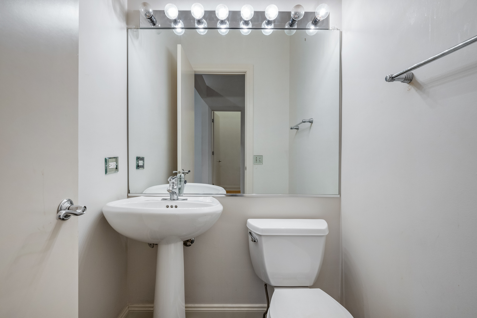 424 E North Water Street Unit: C