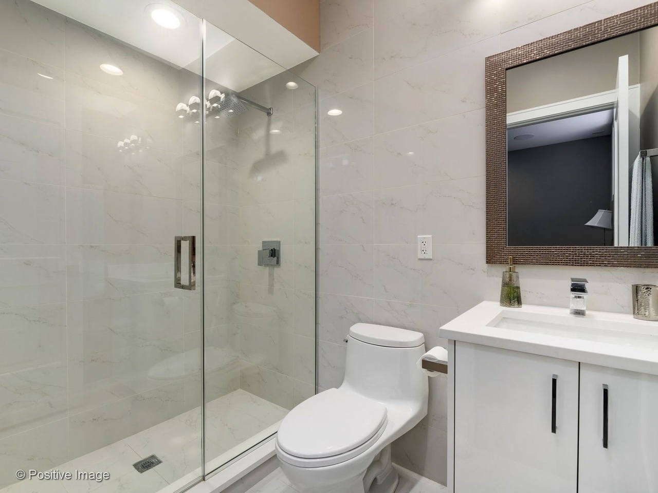 1448 W Erie Street Unit: 1