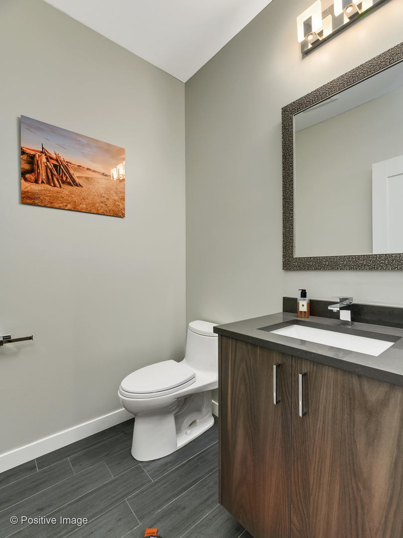 1448 W Erie Street Unit: 1