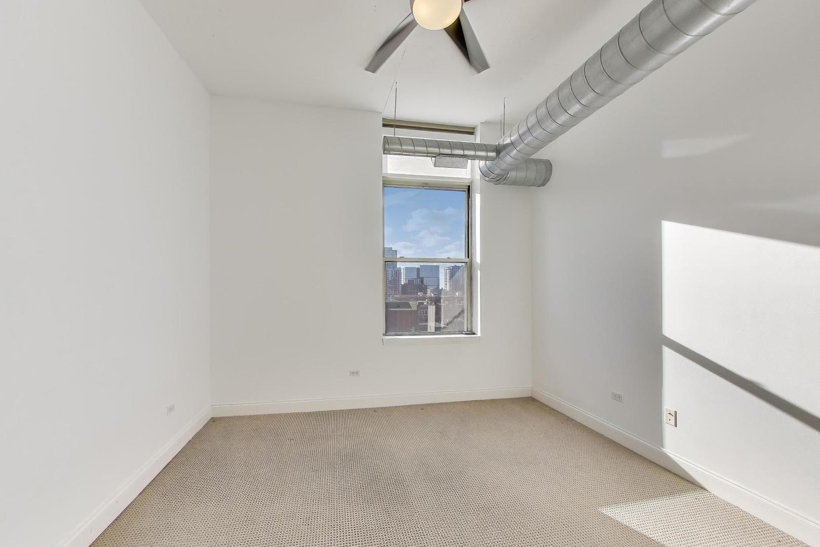 1001 W MADISON Street Unit: 704