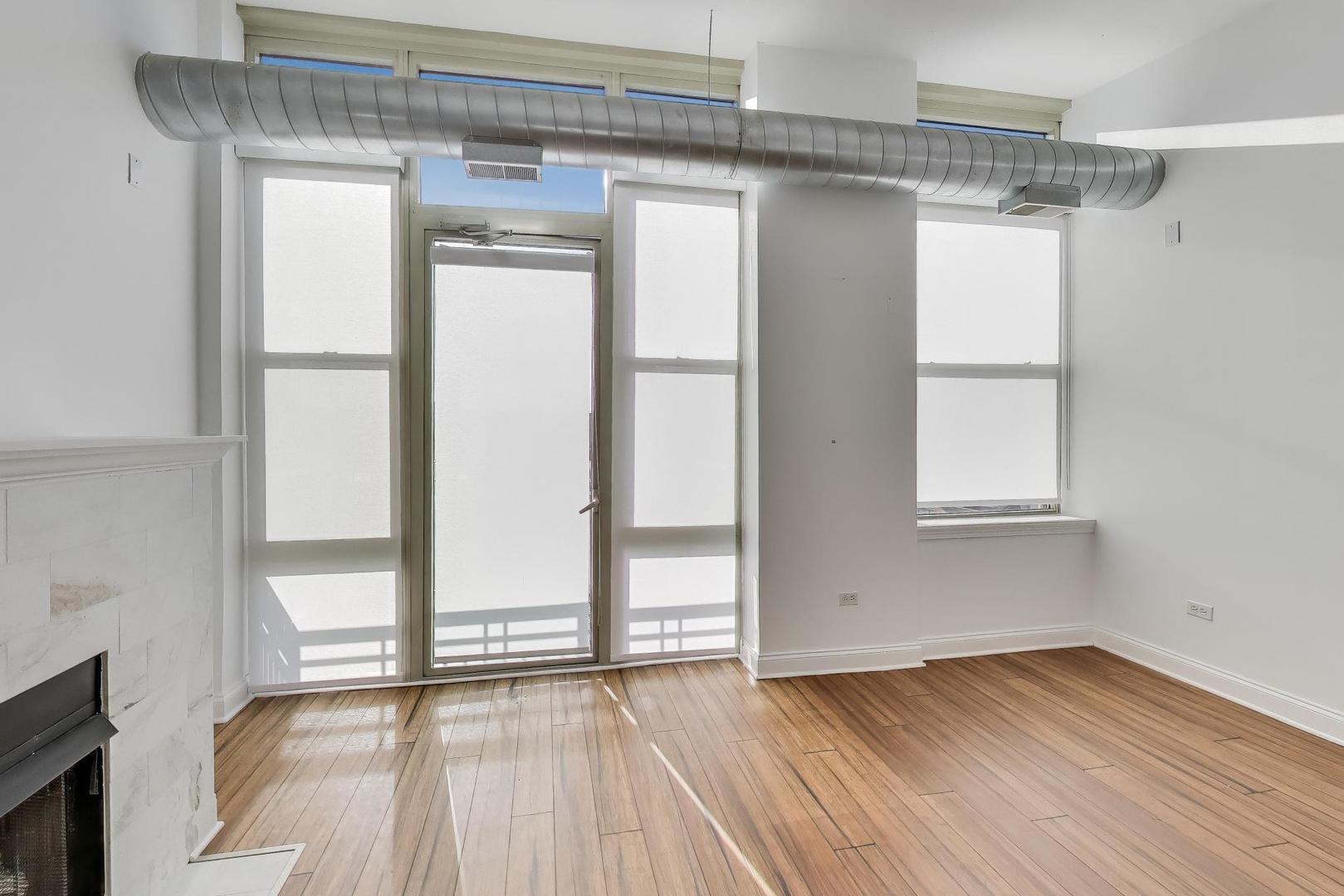 1001 W MADISON Street Unit: 704
