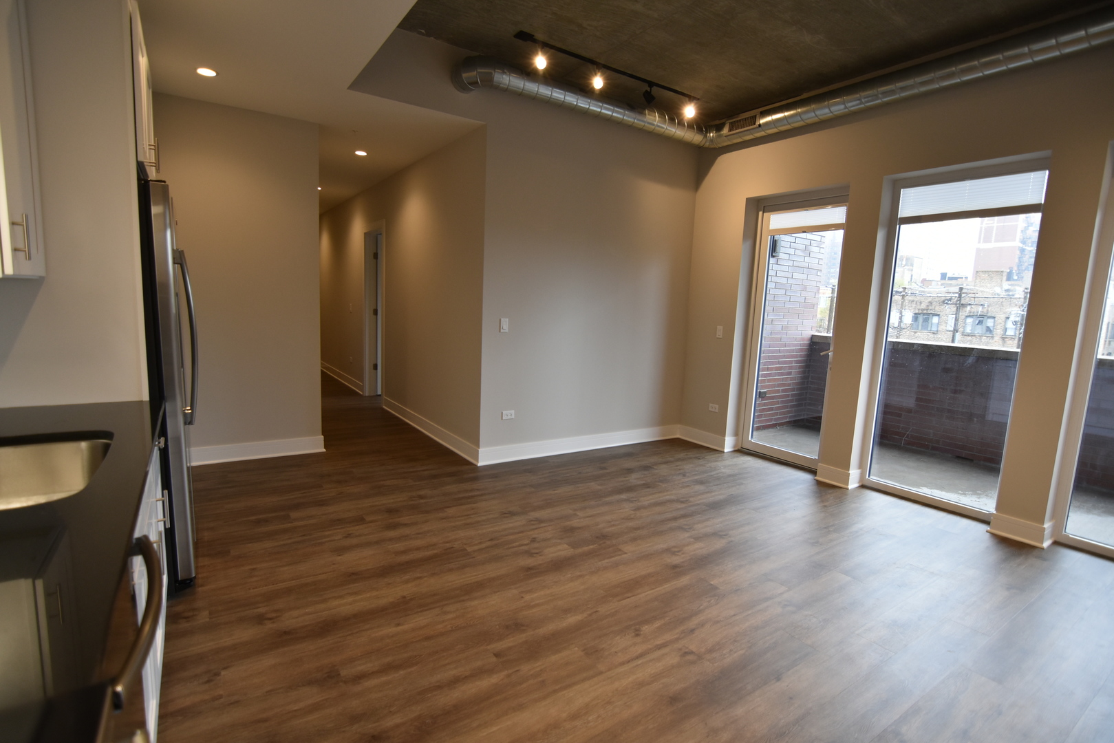 3833 N Broadway Street Unit: 313