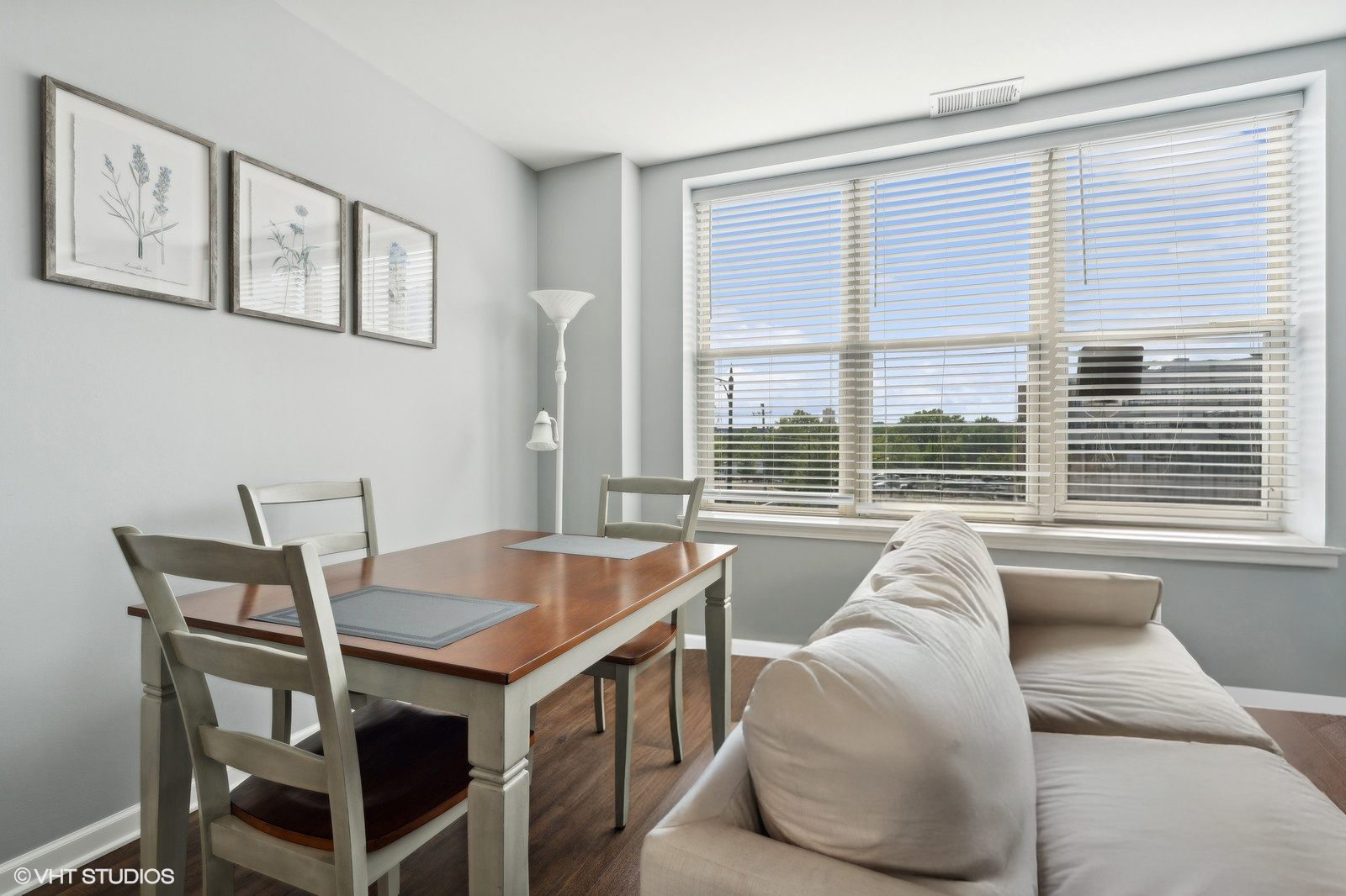 1327 N Halsted Street Unit: 3S