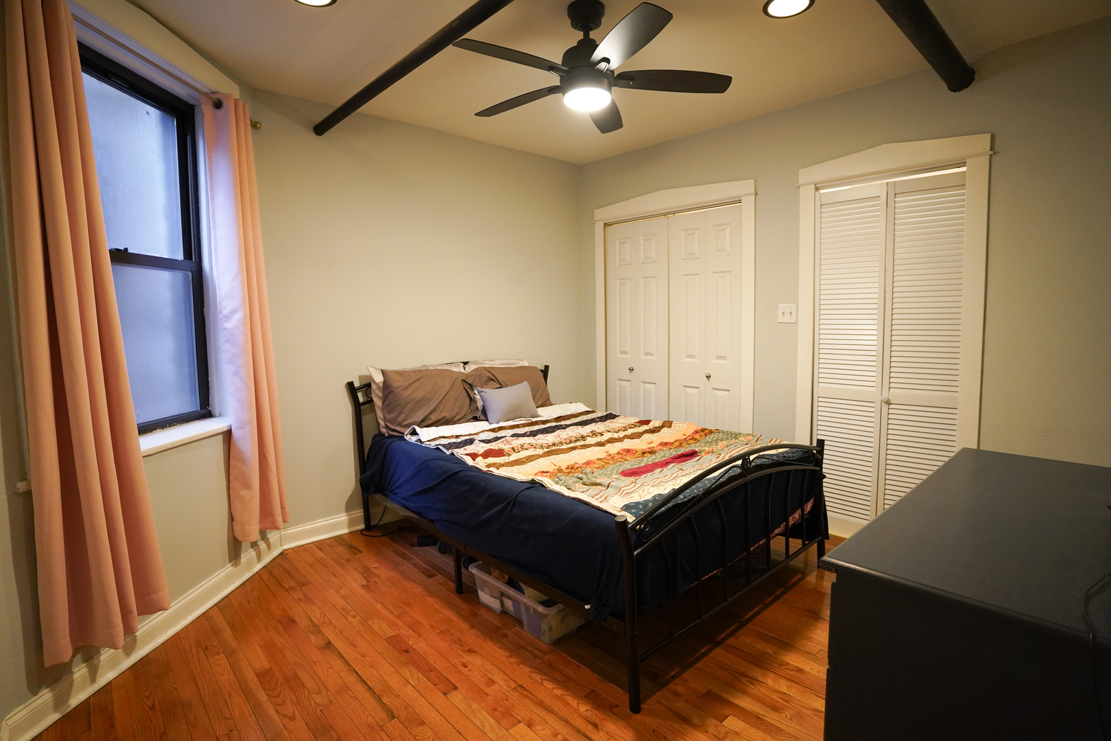 4402 N Malden Street Unit: G
