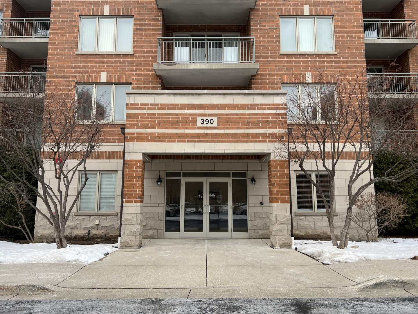 390 S Western Avenue Unit: 706
