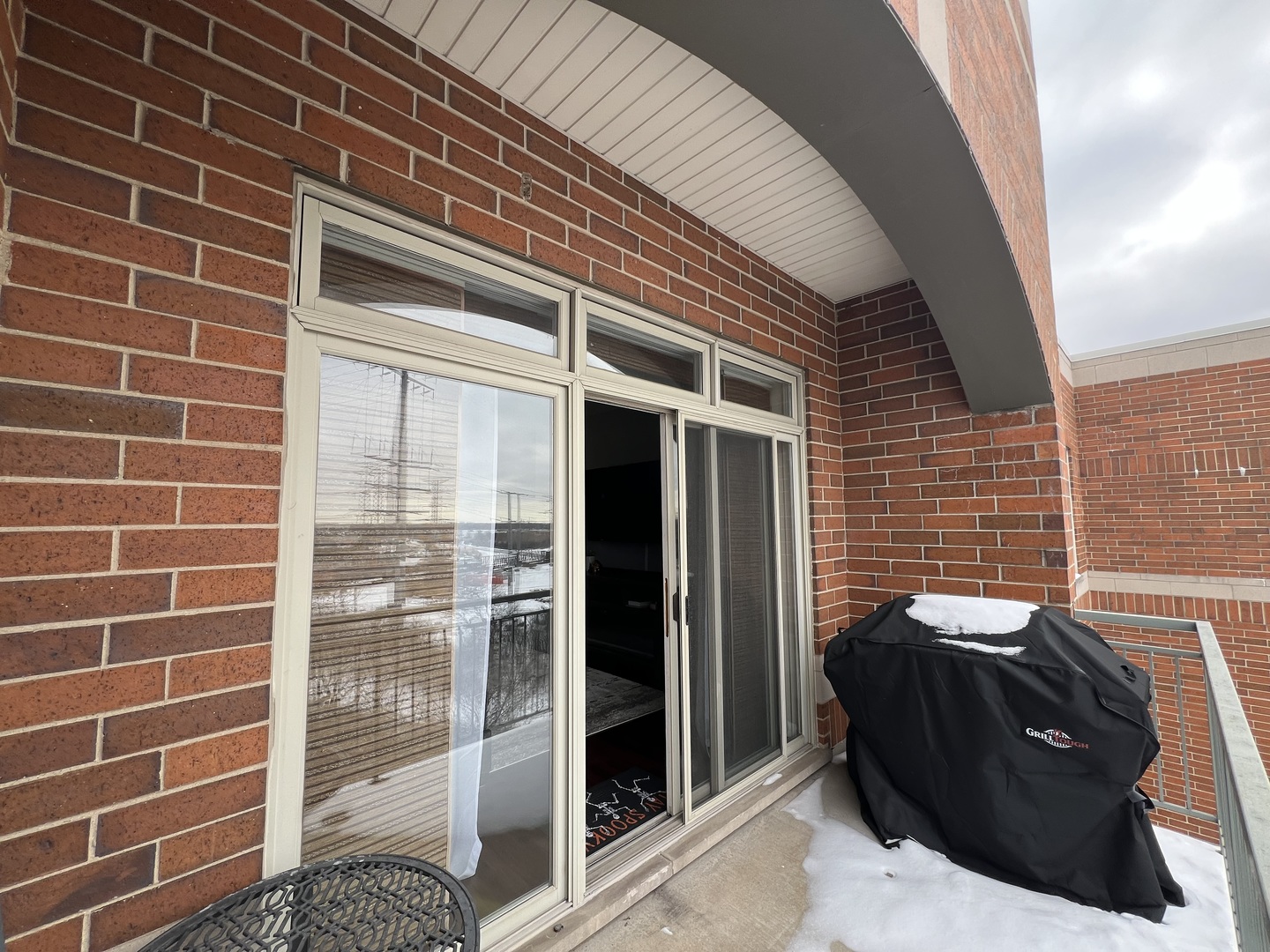 390 S Western Avenue Unit: 706