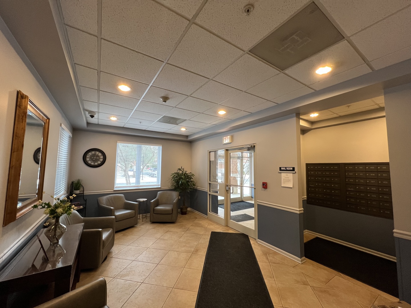 390 S Western Avenue Unit: 706