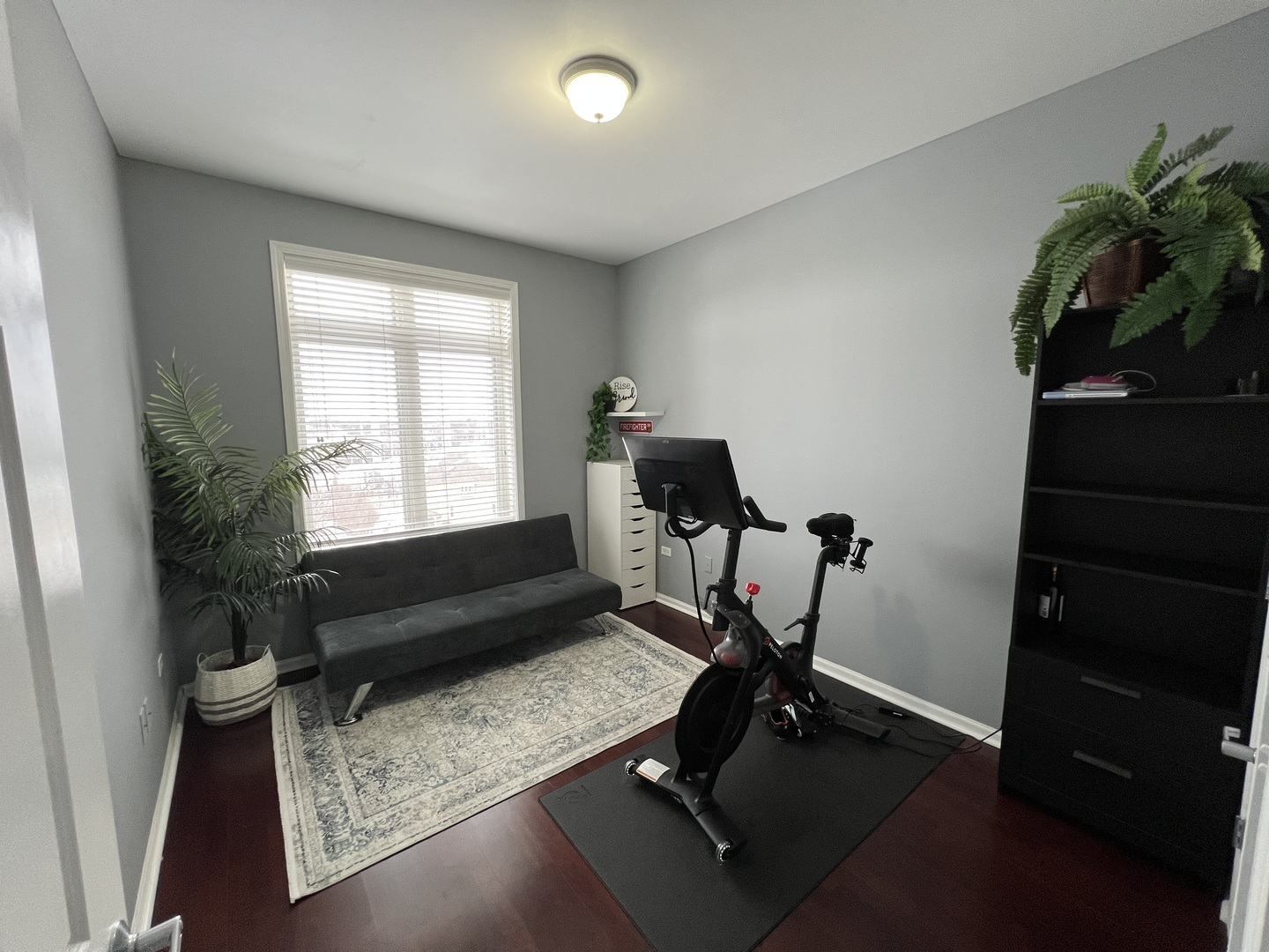 390 S Western Avenue Unit: 706