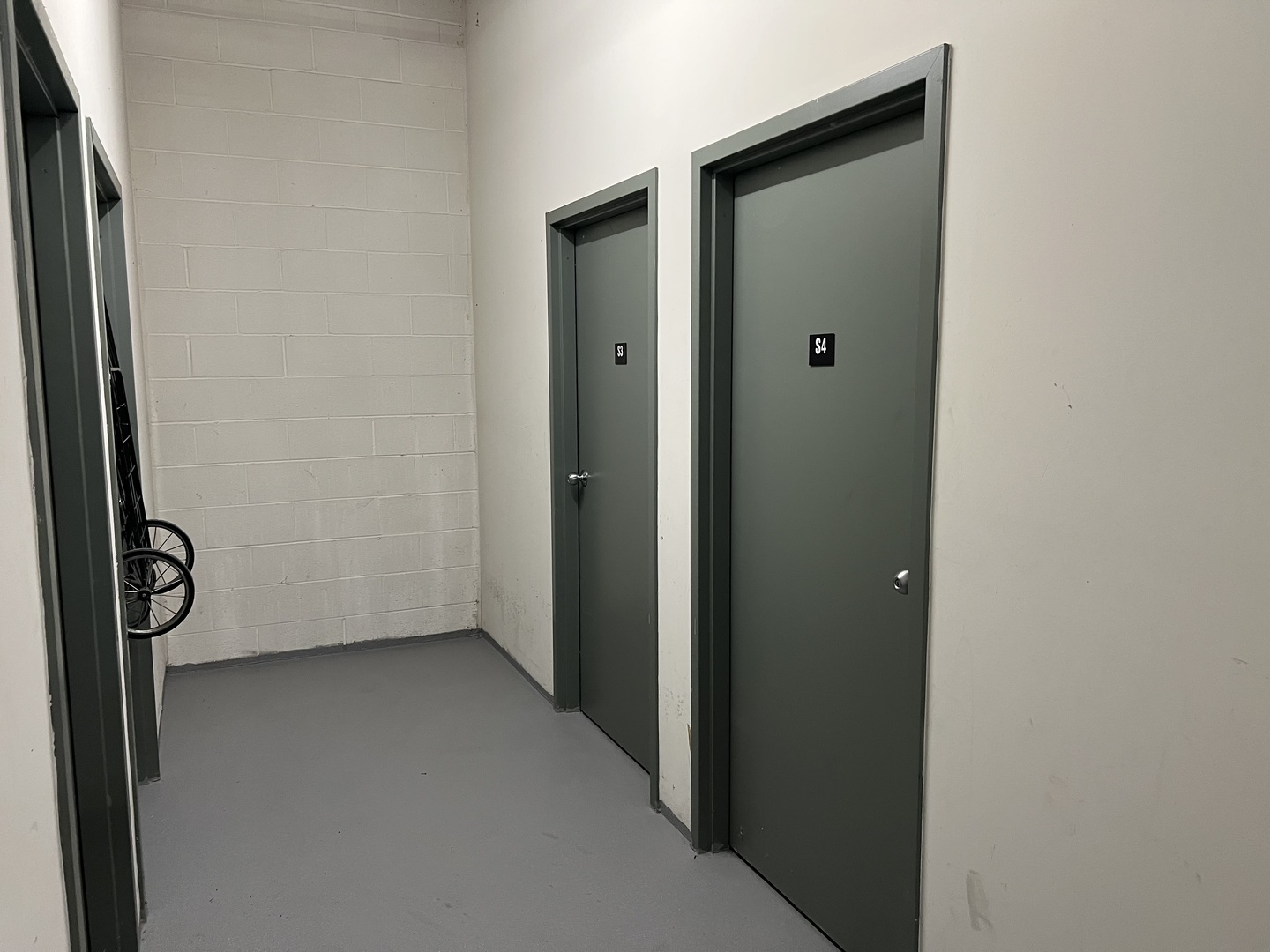 390 S Western Avenue Unit: 706